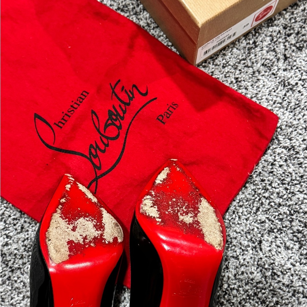 Christian Louboutin Pigalle 100 mm Patent Leather Black Heels - Picture 4 of 6